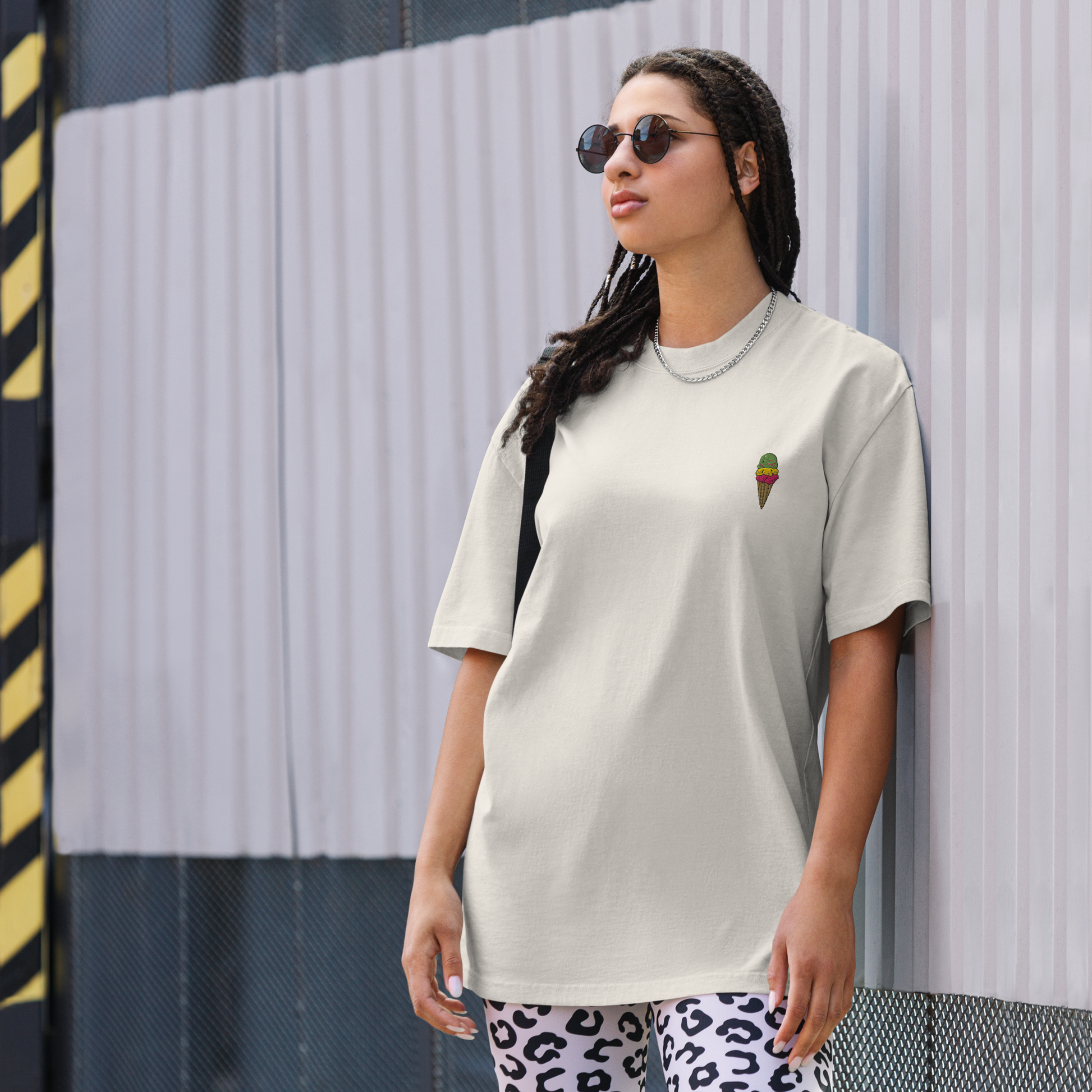 Transit Mode Oversized faded t-shirt
