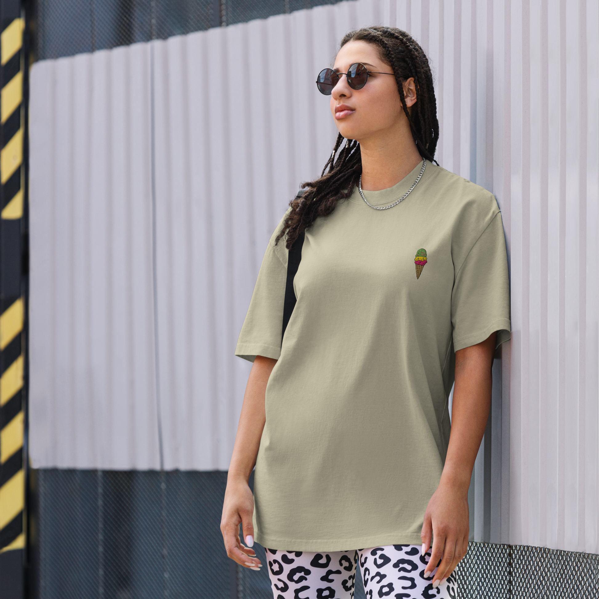 Transit Mode Oversized faded t-shirt