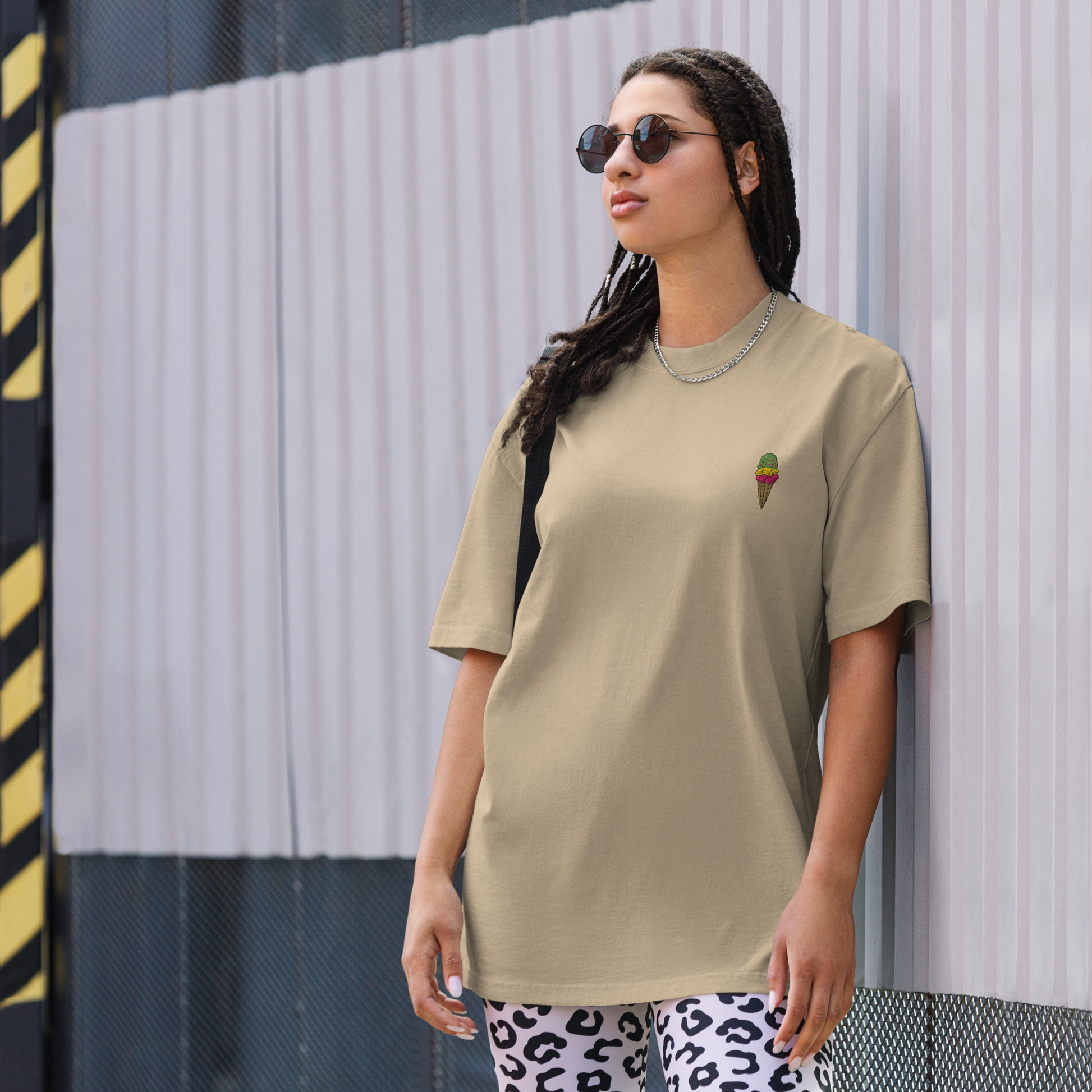 Transit Mode Oversized faded t-shirt